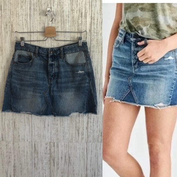 American Eagle outfitters Distressed Fringe Skirt | SIZE 4 - Picture 1 of 8